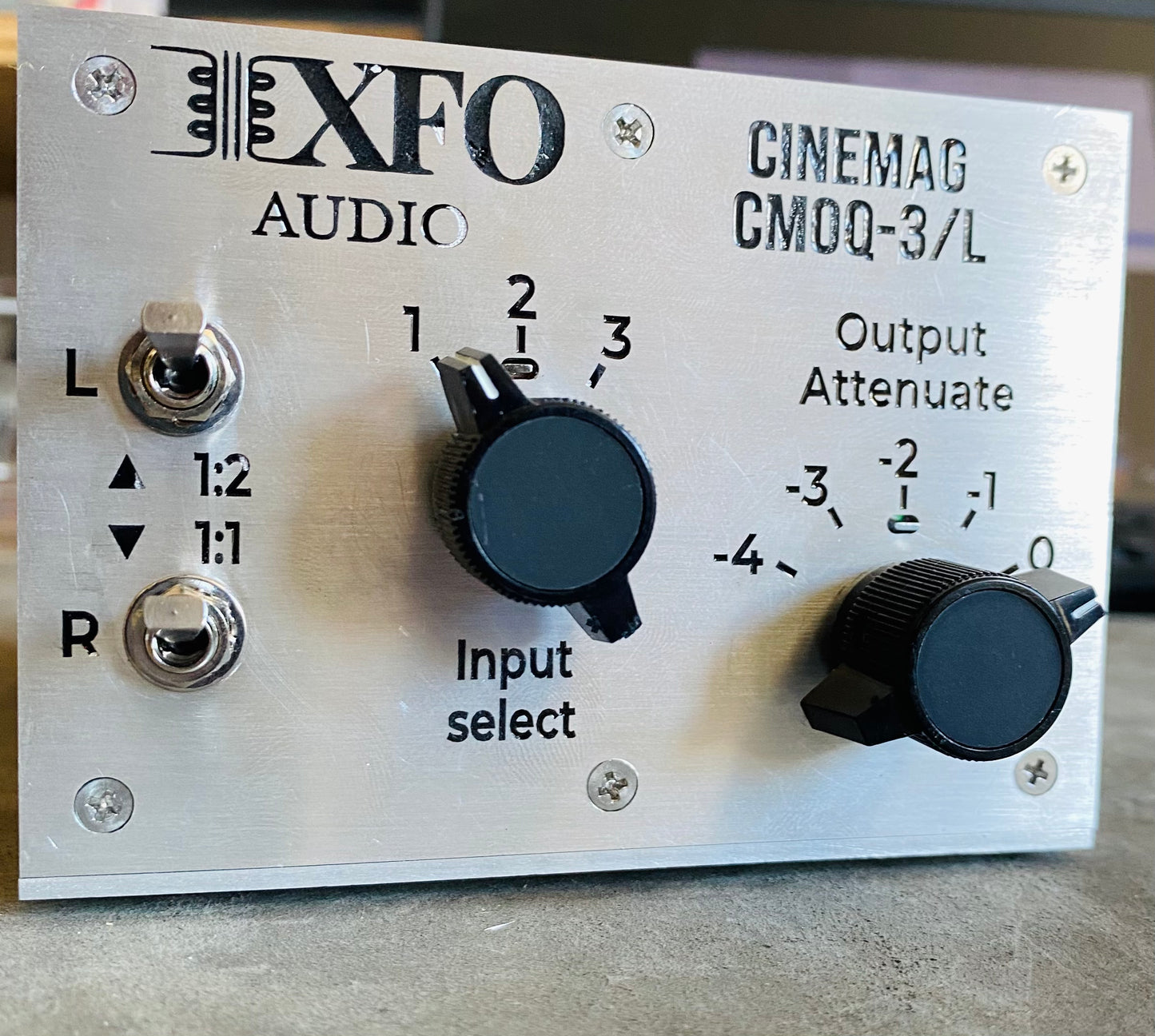 XFO Audio 2 channel CINEMAG CMOQ-3/L XFO Box with 3-position Stereo Input Switch and 5-position Output Attenuator