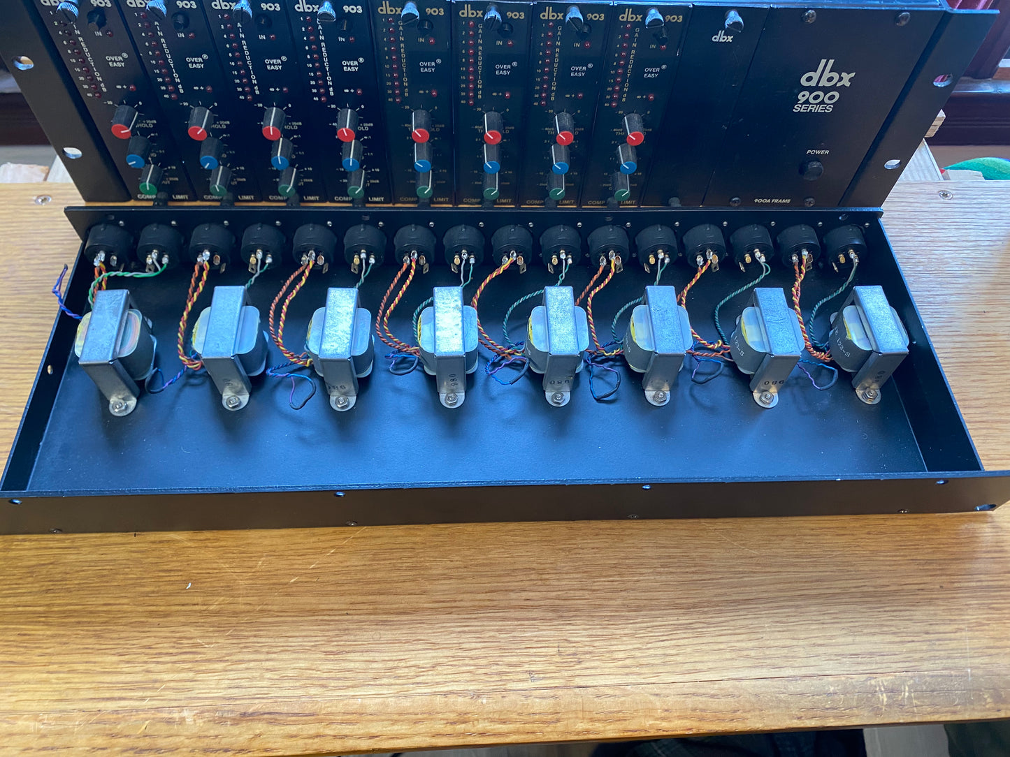 Qty 8 vintage Jensen JE 123-S output transformers in a 1U rackmount chassis